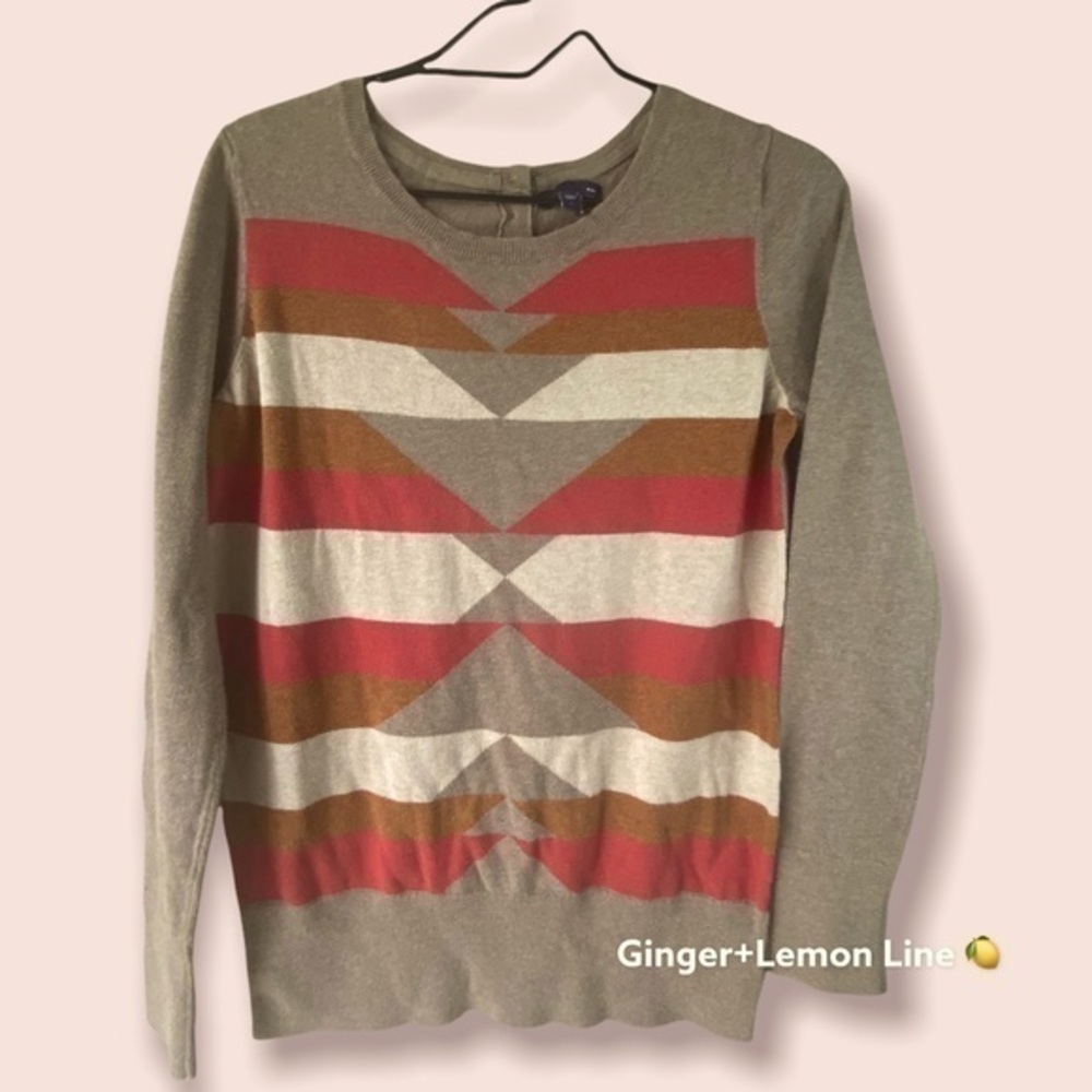 Gap Geometric Print Sweater with Button Back Neck 100% cotton